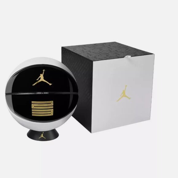 Nike Air Jordan Premium Basketball White Black Gratitude NEW "VERY RARE" - Picture 3 of 7